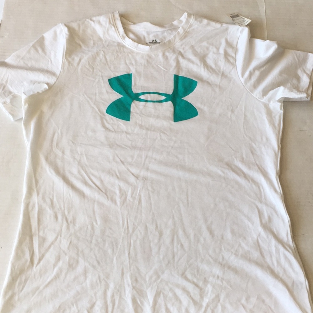 NWOT White under armor extra-large T-shirt
